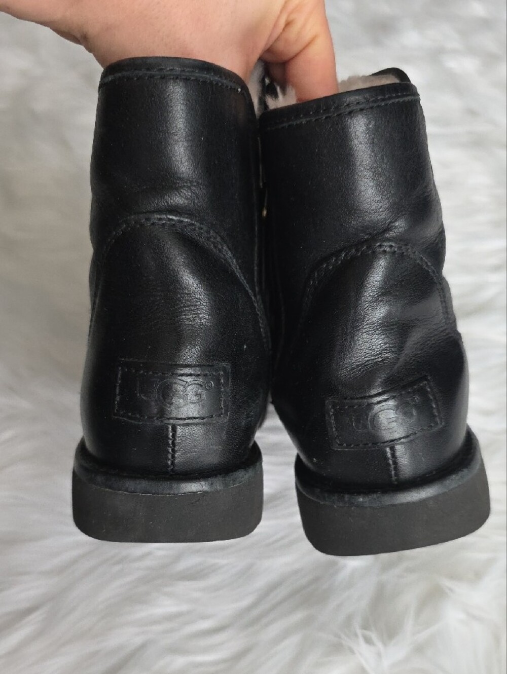 Ugg Black Women's Shearling-Lined Leather Ankle Boots - Picture 2 of 5